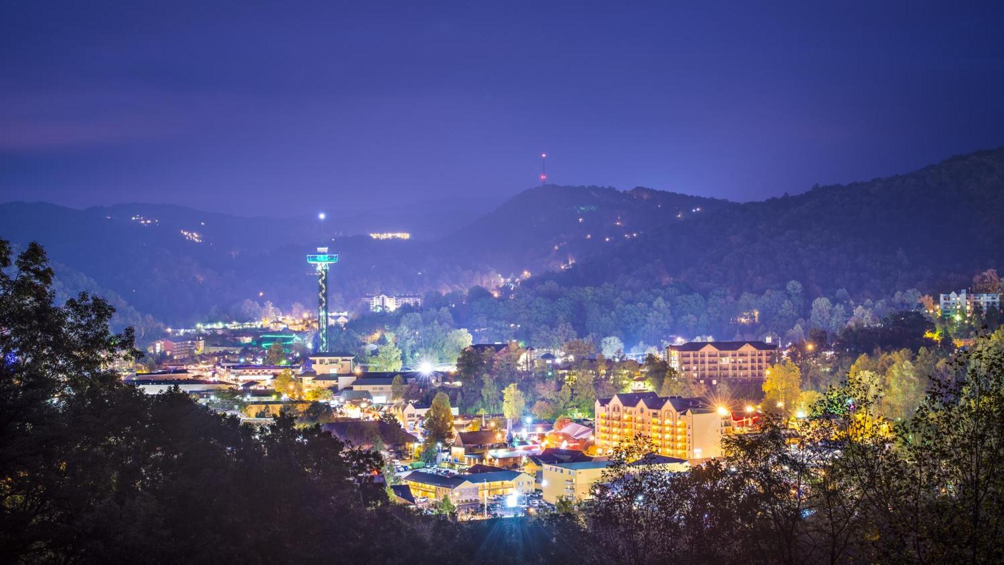 Rest Assured, Wifi, 1089 Free Tickets Each Paid Day, Dollywood And More بيدجن فورج المظهر الخارجي الصورة